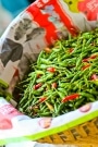 Piments rouges et verts. Exploitation de M. Kaan - Thaïlande