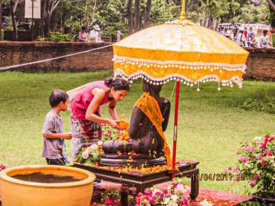 songkran-4.jpg