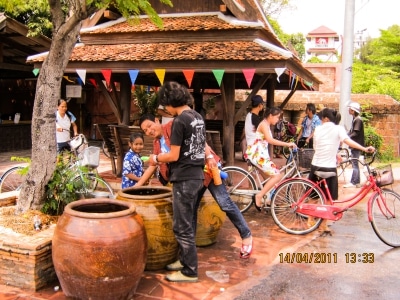 songkran-6.jpg