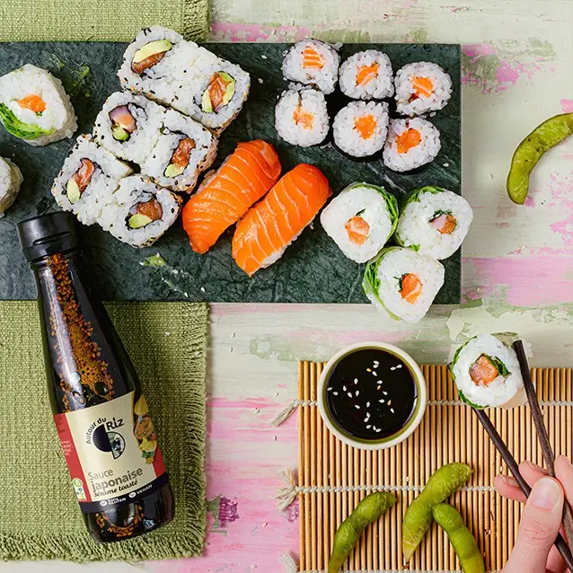 Sushis et makis avec Sauce japonaise bio 200 ml